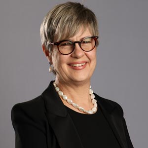 Sharyn Page headshot